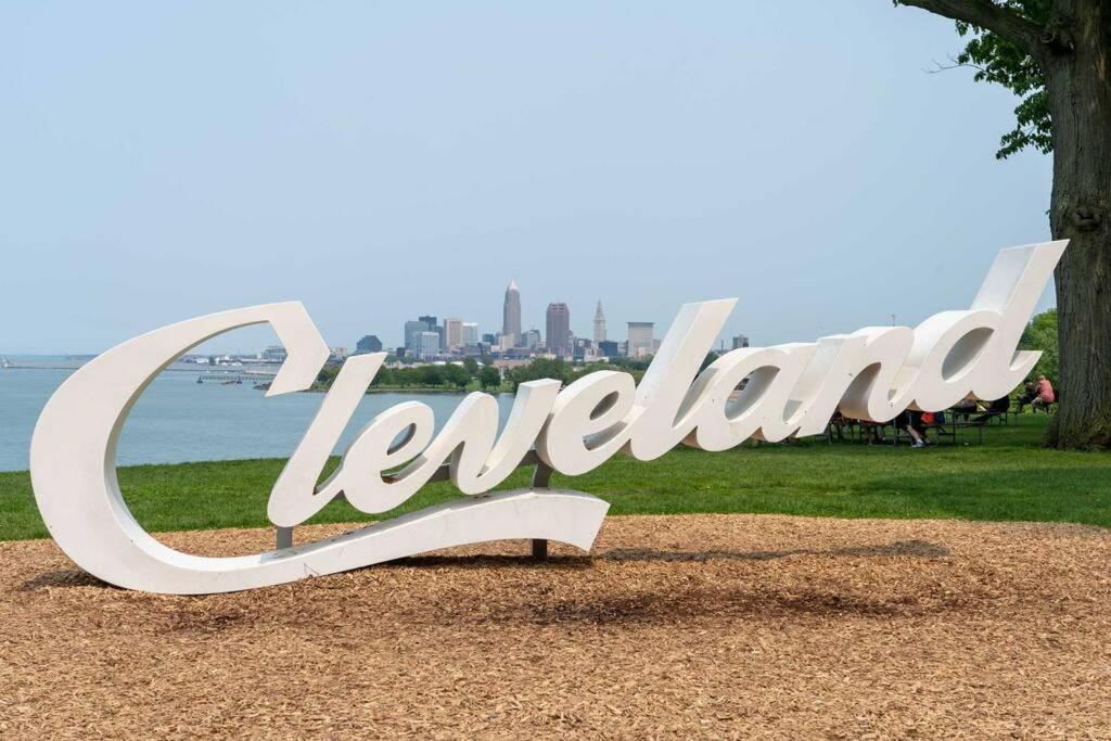 Appartement Uber Close To Ohio City, Cleveland Extérieur photo